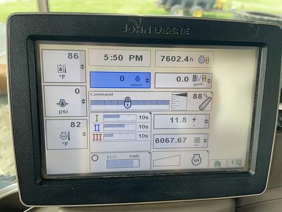 Image of John Deere 7200R Primary image