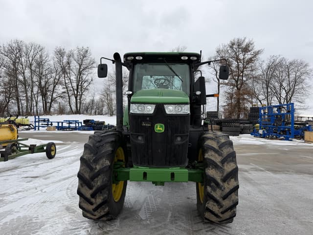 Image of John Deere 7200R equipment image 1