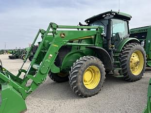 2011 John Deere 7200R Equipment Image0