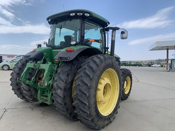 Image of John Deere 7215R equipment image 4