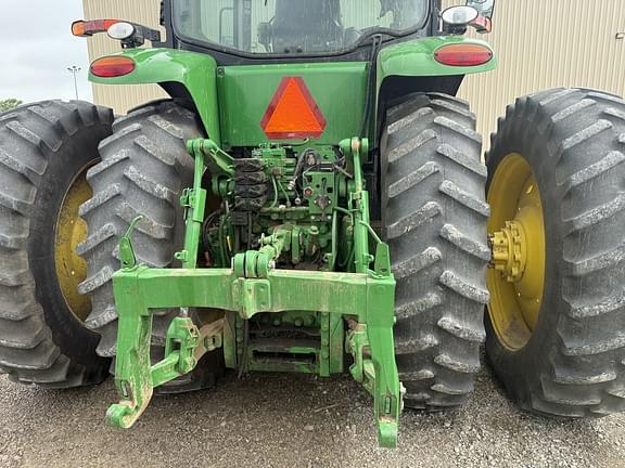 Image of John Deere 7215R equipment image 4