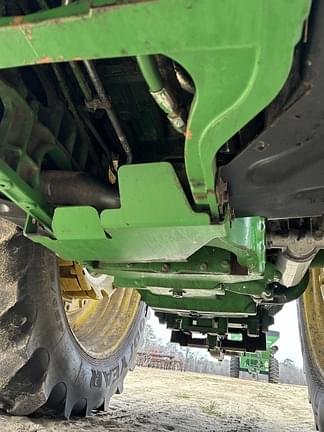 Image of John Deere 7215R equipment image 4