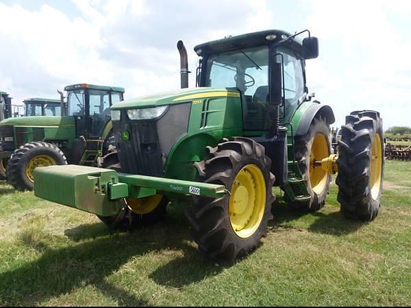 Image of John Deere 7215R Primary image