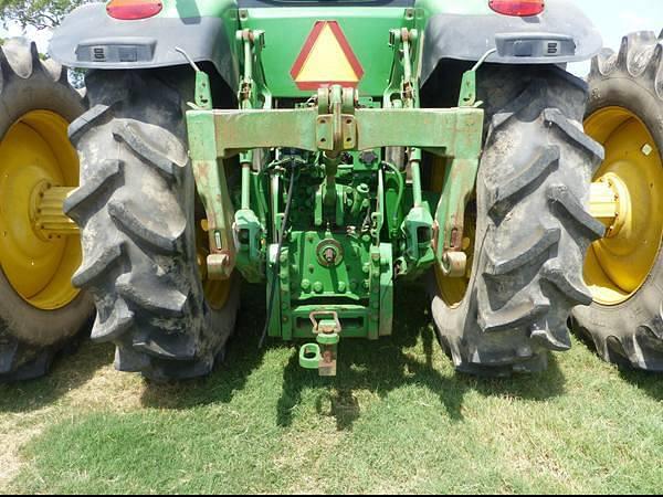 Image of John Deere 7215R equipment image 3