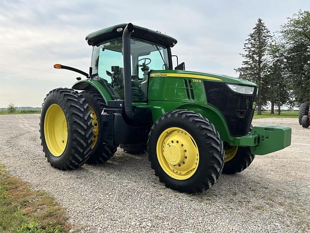 Image of John Deere 7215R equipment image 3