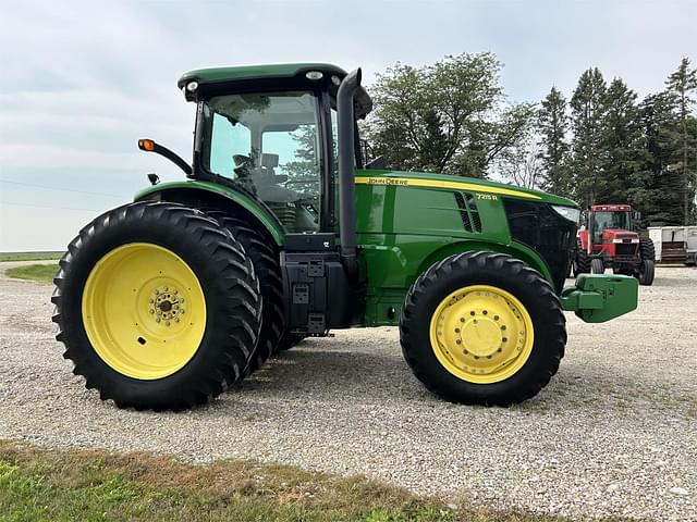 Image of John Deere 7215R equipment image 4