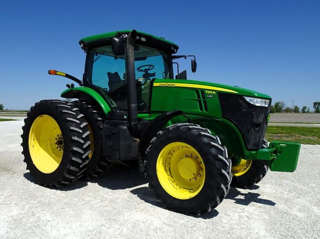 Image of John Deere 7215R equipment image 3