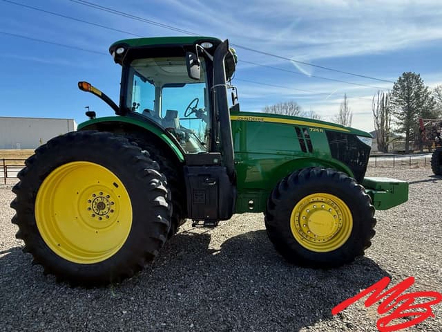 Image of John Deere 7215R equipment image 3