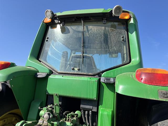 Image of John Deere 7230 Premium equipment image 2