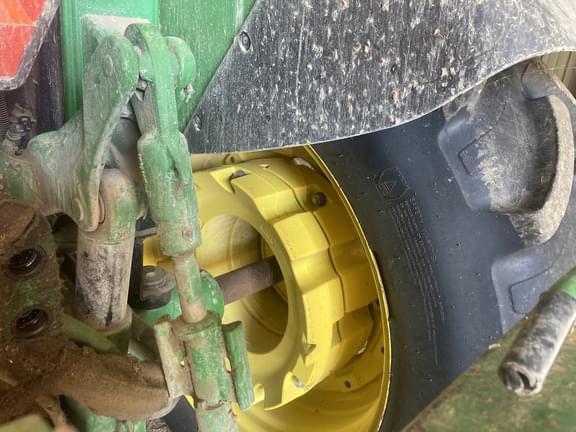 Image of John Deere 7230 Premium equipment image 3