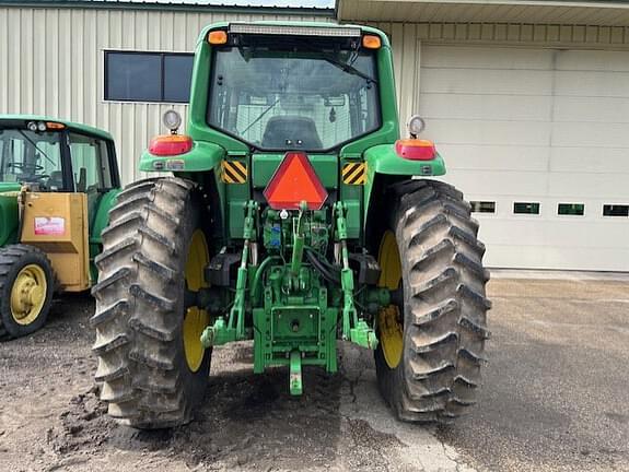 Image of John Deere 7230 Premium equipment image 4