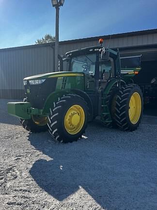 Image of John Deere 7230R equipment image 1