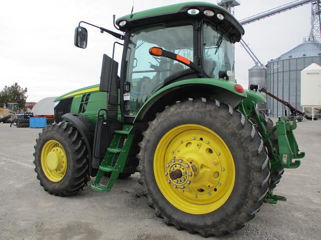 Image of John Deere 7230R equipment image 2