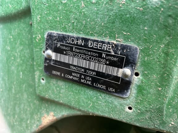 Image of John Deere 7230R equipment image 3