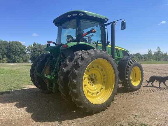 Image of John Deere 7230R equipment image 4