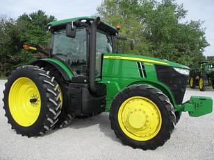 Main image John Deere 7230R 1