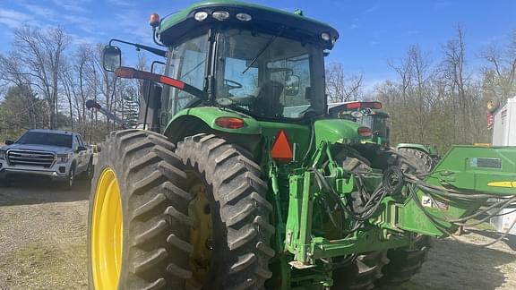 Image of John Deere 7230R equipment image 3
