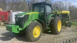 2011 John Deere 7230R Image