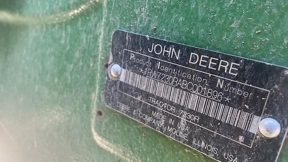 Image of John Deere 7230R equipment image 4