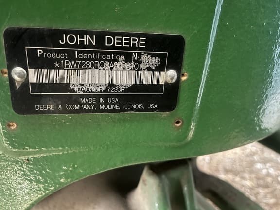 Image of John Deere 7230R equipment image 2