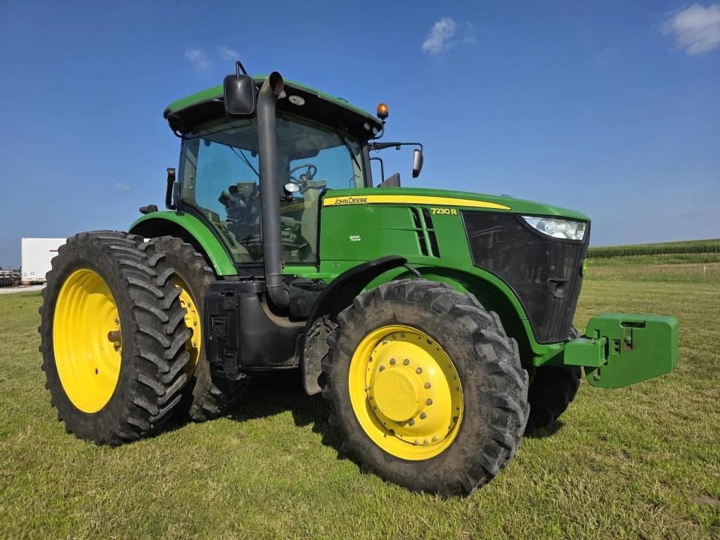 Image of John Deere 7230R Primary image