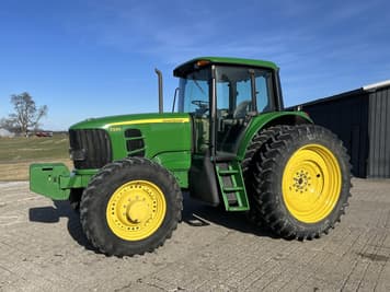 Main image John Deere 7330