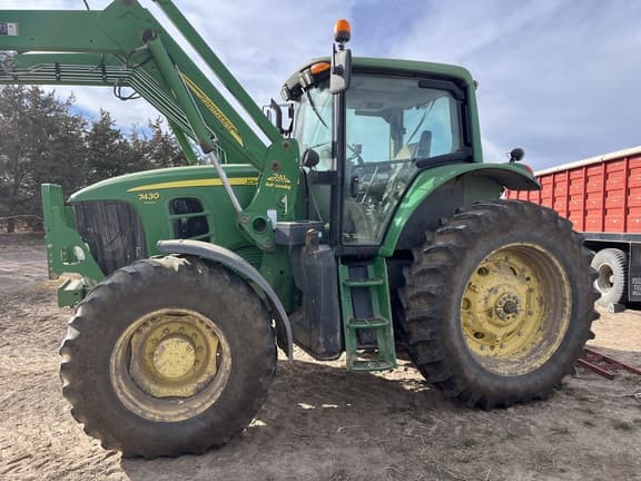 Image of John Deere 7430 Premium equipment image 1