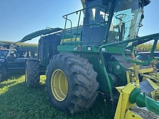 Image of John Deere 7450 Primary image