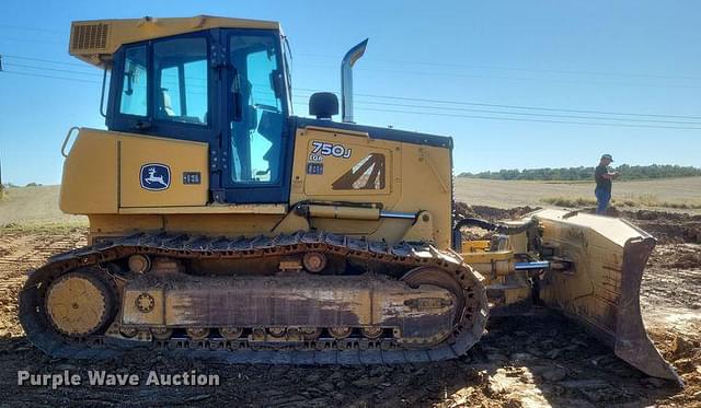 Image of John Deere 750J equipment image 3