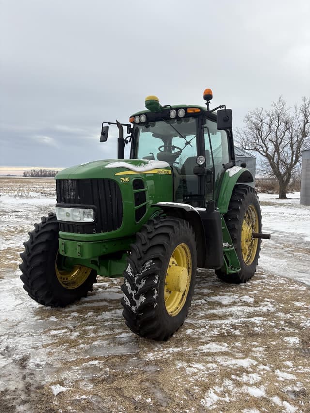 Image of John Deere 7530 Premium equipment image 1