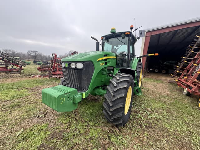 Image of John Deere 7630 equipment image 2