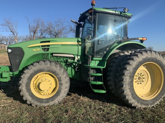 Image of John Deere 7630 equipment image 1