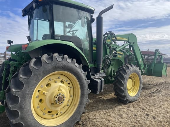 Image of John Deere 7630 equipment image 2