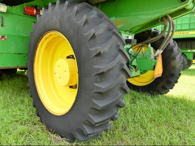 Image of John Deere 7660 equipment image 4