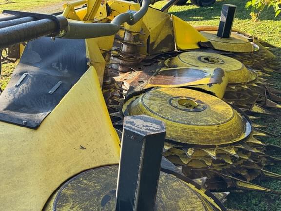 Image of John Deere 770 equipment image 2
