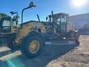 2011 John Deere 772G Image
