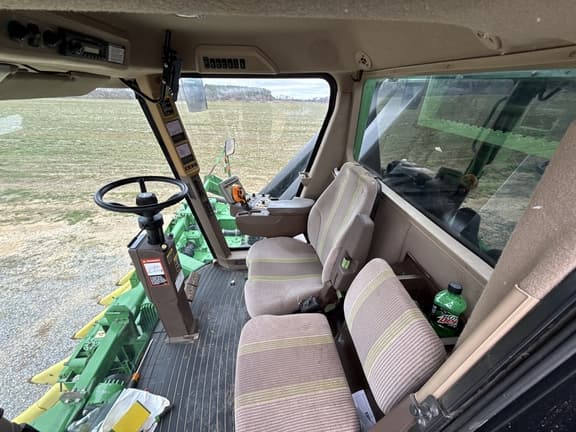 Image of John Deere 7760 equipment image 2