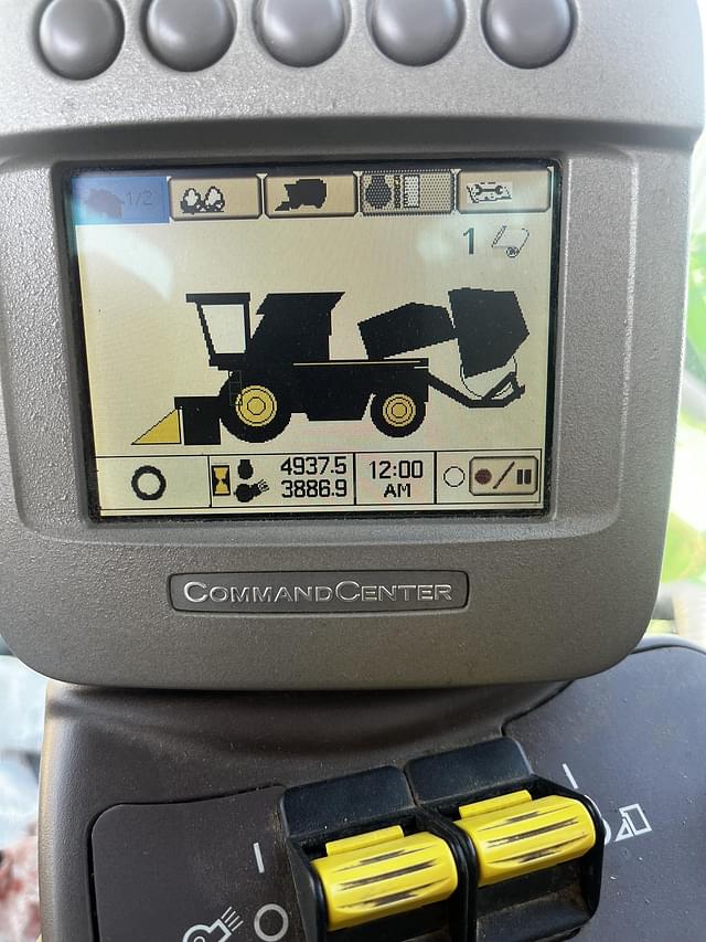 Image of John Deere 7760 equipment image 3