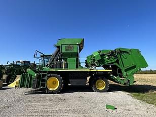 Main image John Deere 7760 10