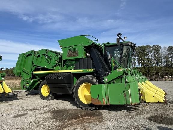 Image of John Deere 7760 equipment image 1