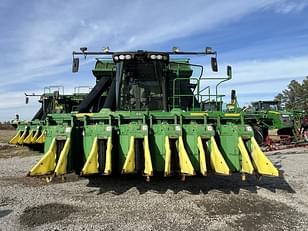 Main image John Deere 7760 3