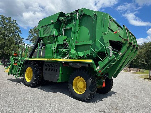 Image of John Deere 7760 equipment image 2