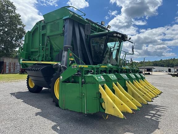 Image of John Deere 7760 equipment image 3