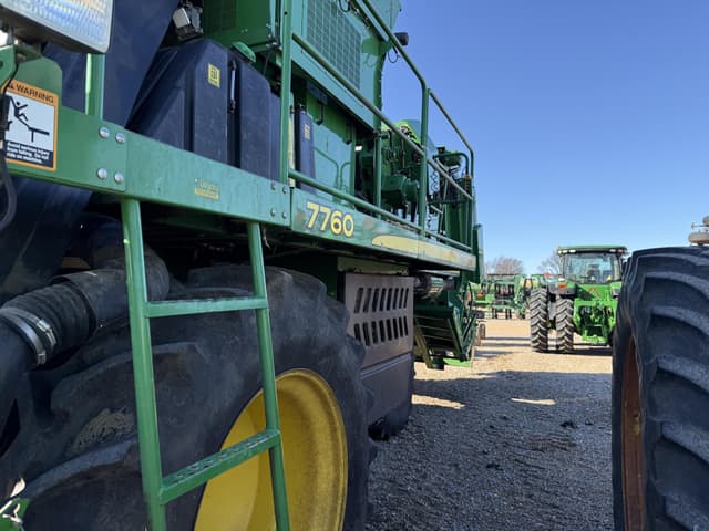 Image of John Deere 7760 equipment image 3