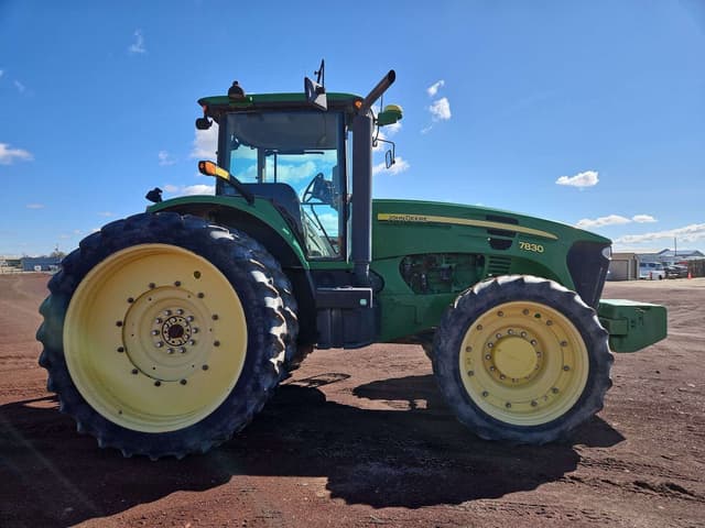 Image of John Deere 7830 equipment image 4
