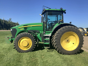 2011 John Deere 7830 Image