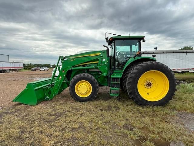 Image of John Deere 7830 equipment image 1