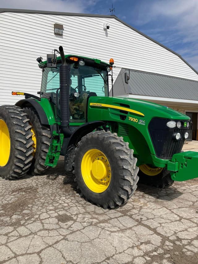 Image of John Deere 7930 equipment image 1