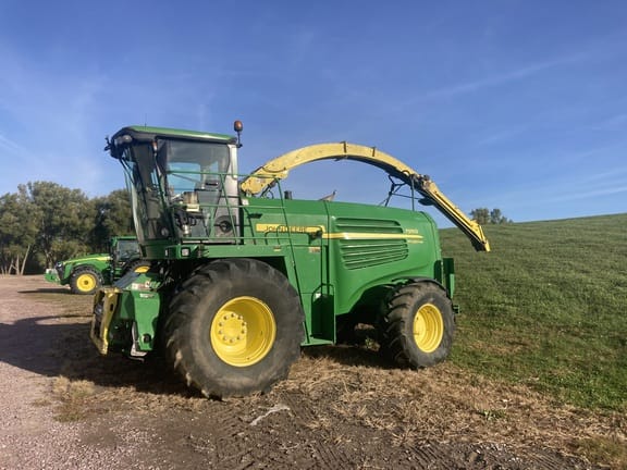 Main image John Deere 7950