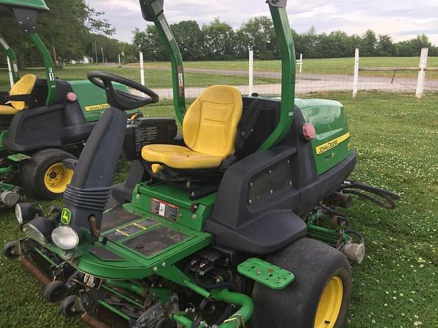 Image of John Deere 8000 equipment image 4